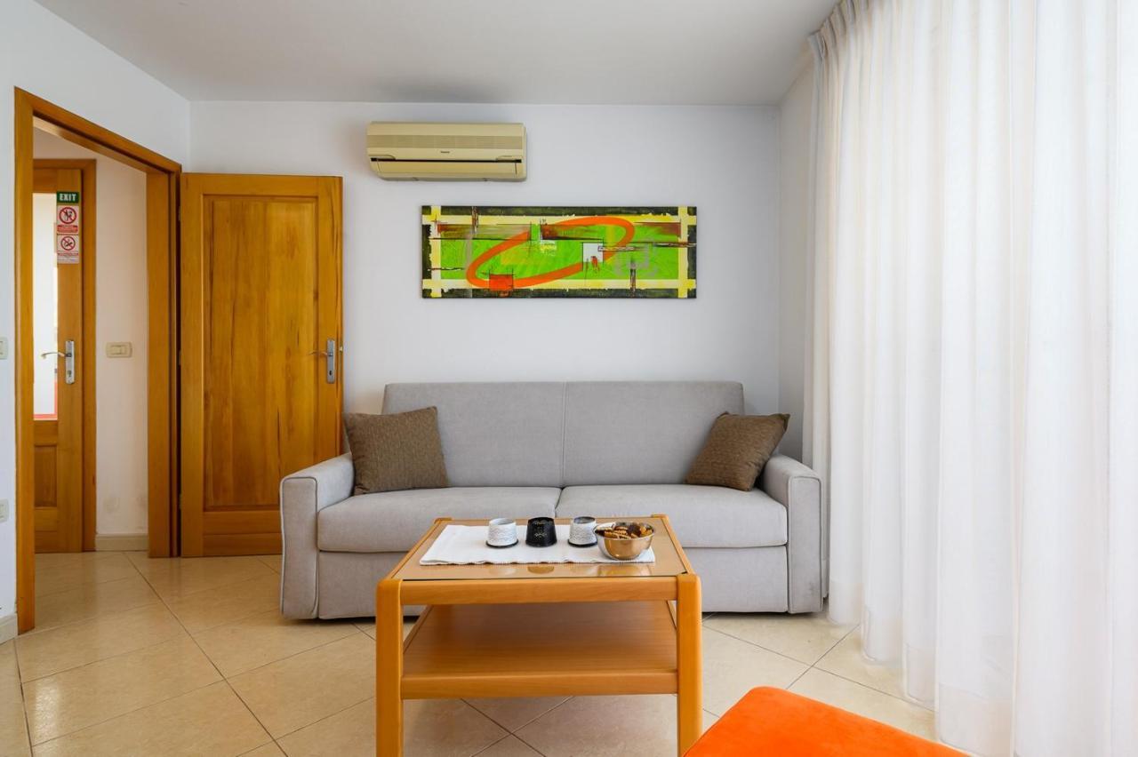 House With Apartments Dragica Умаг Екстериор снимка